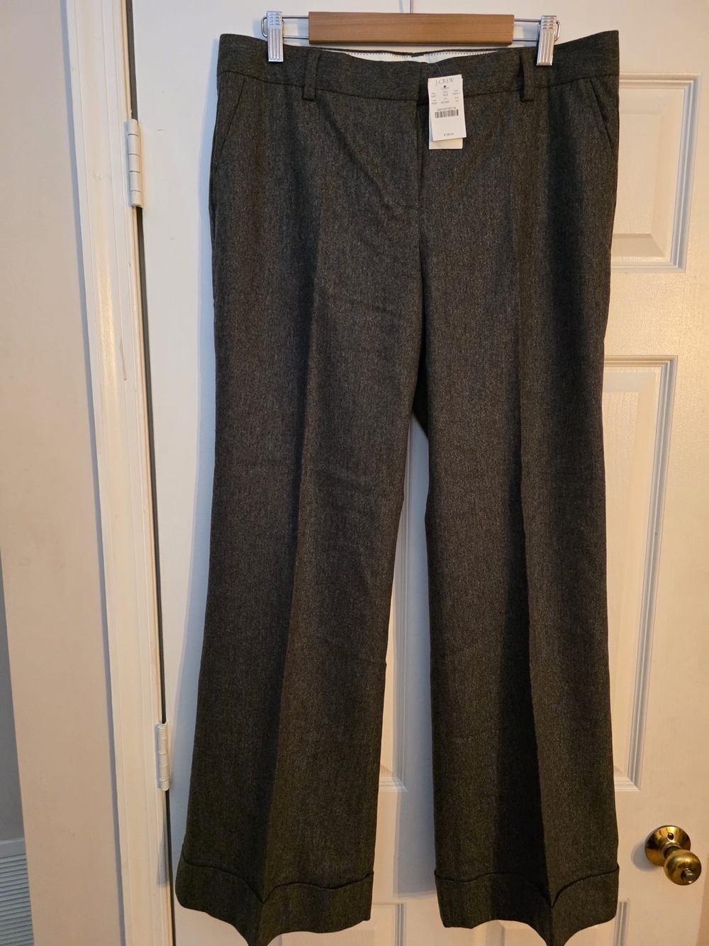 Vintage J Crew Women’s Classic Wool Gray Dress Cuffed Pants. $79. NWT. Sz 10, 12